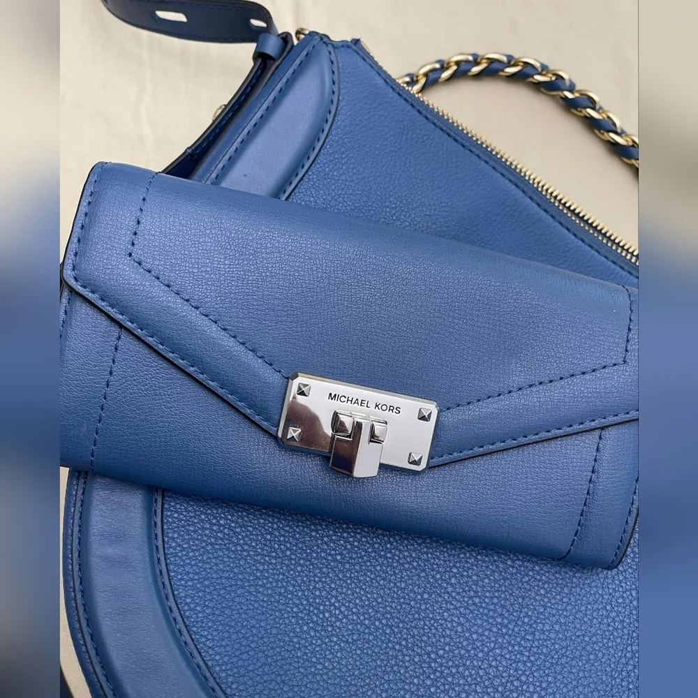 Michael kors blue pebbled leather crossbody bag with wallet‎